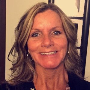 Meet your Posher, Dolly